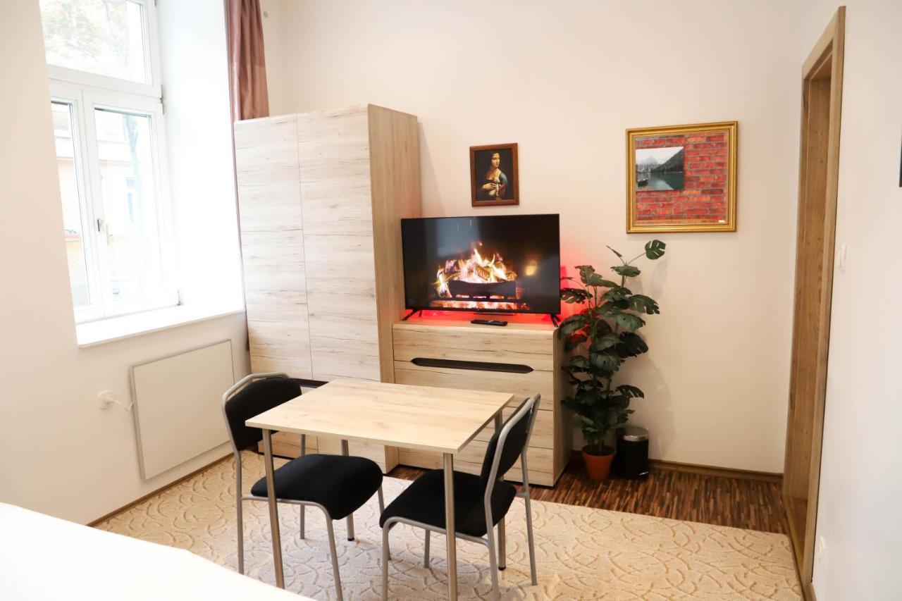 «Go West» Guest Rooms Wien Exterior foto